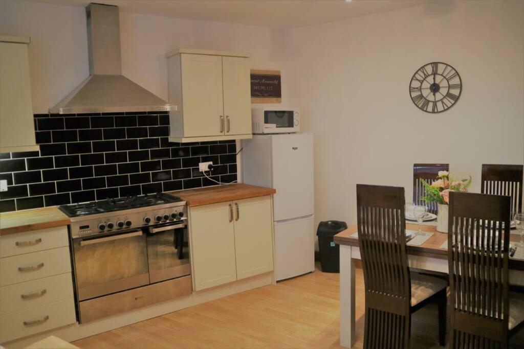 Mews Cottage Харогейт Екстериор снимка